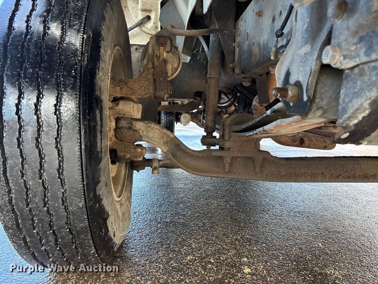 image for item ET4642 1992 CHEV Flatbed Winch Truck winch truck