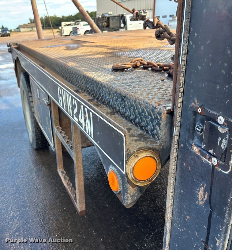 image for item ET4642 1992 CHEV Flatbed Winch Truck winch truck