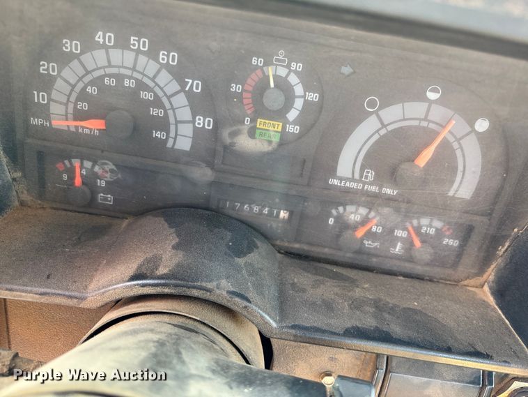 image for item ET4642 1992 CHEV Flatbed Winch Truck winch truck