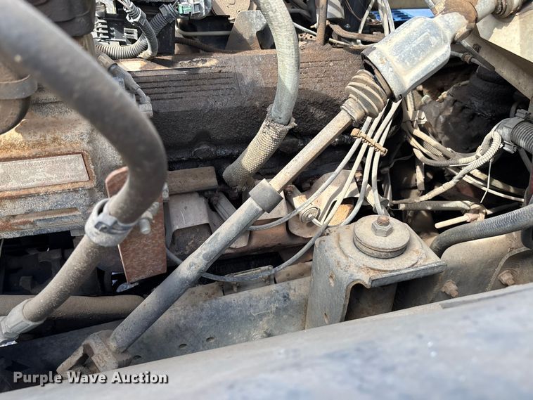 image for item ET4642 1992 CHEV Flatbed Winch Truck winch truck