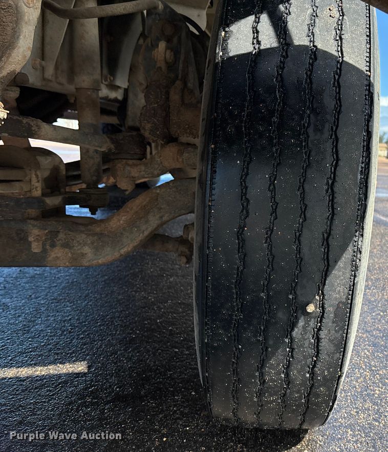 image for item ET4642 1992 CHEV Flatbed Winch Truck winch truck