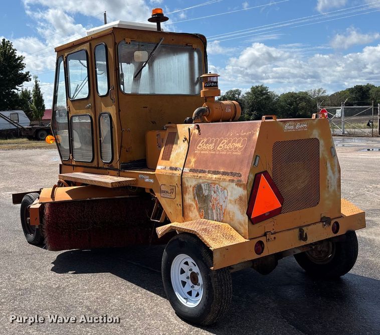 image for item ET4643 Broce Broom RF300 broom