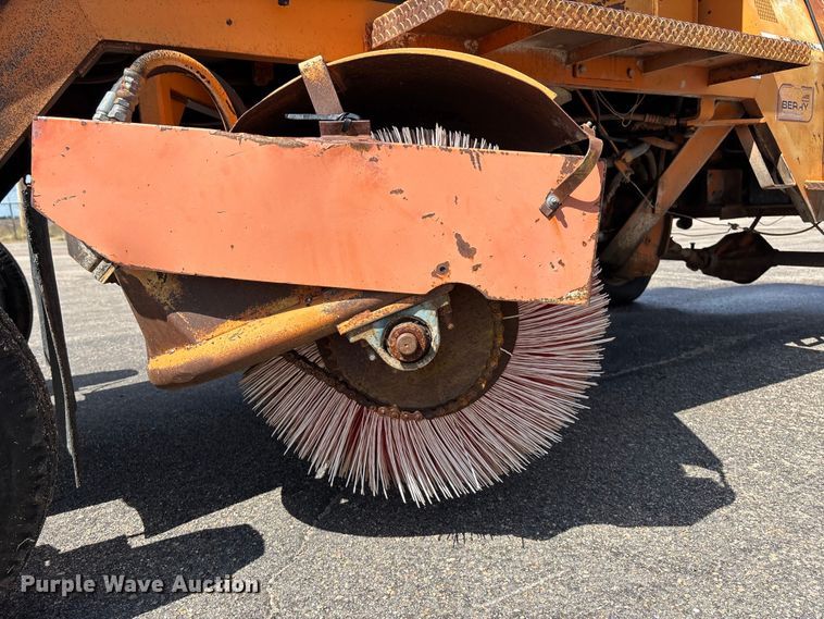 image for item ET4643 Broce Broom RF300 broom