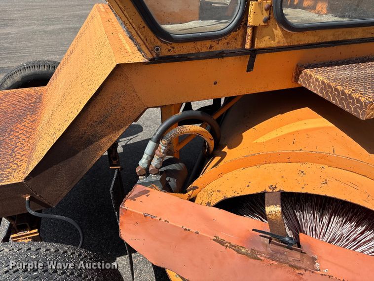 image for item ET4643 Broce Broom RF300 broom