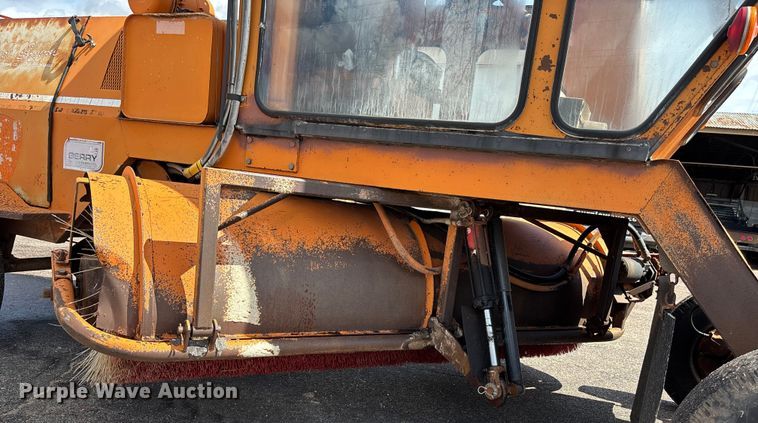 image for item ET4643 Broce Broom RF300 broom