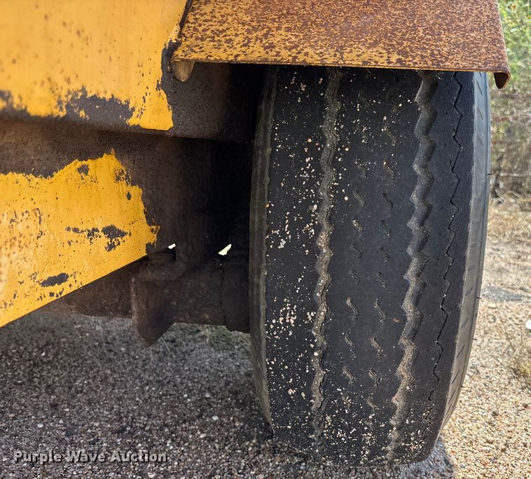 image for item ET4644 Bear Cat BK250D crack sealer