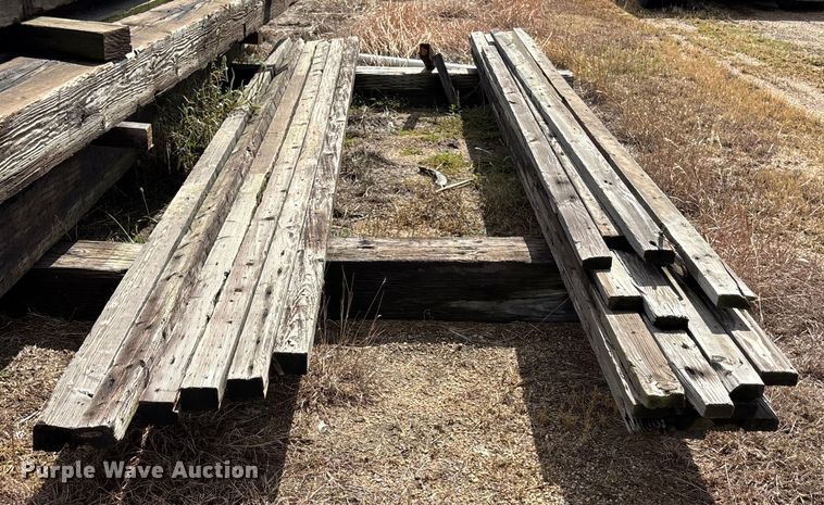 image for item ET4646 Approximately 60 boards