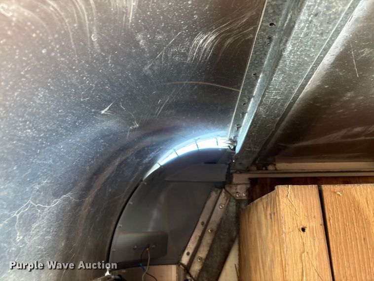 image for item EU0033 2005 Ford E350 Super Duty box truck