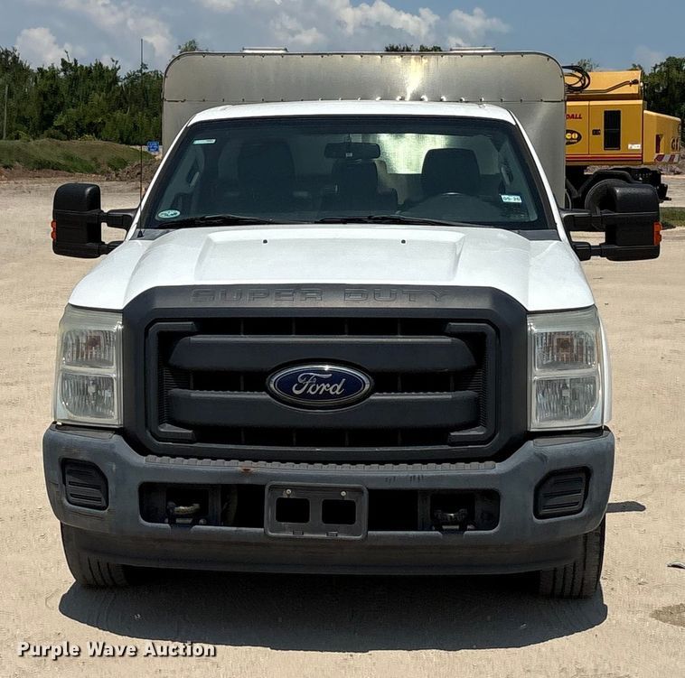 image for item EU0034 2014 Ford F250 Super Duty animal control pickup truck