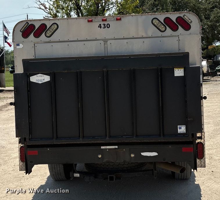 image for item EU0034 2014 Ford F250 Super Duty animal control pickup truck