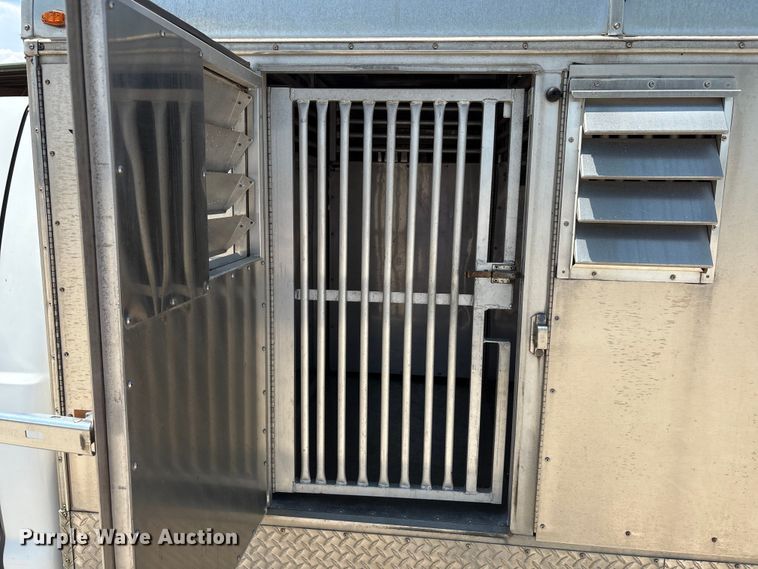 image for item EU0034 2014 Ford F250 Super Duty animal control pickup truck