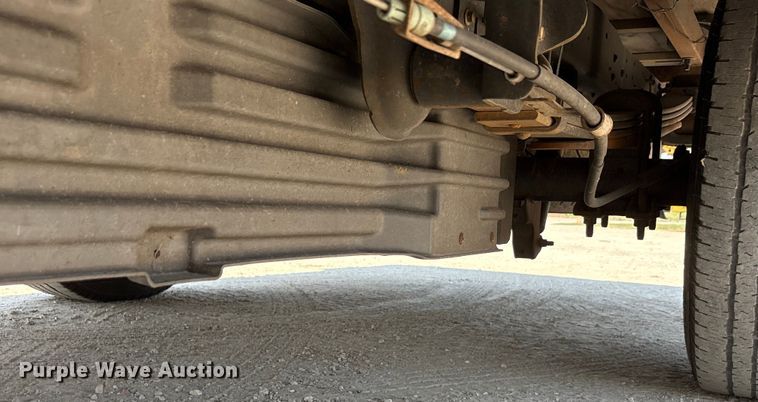 image for item EU0034 2014 Ford F250 Super Duty animal control pickup truck