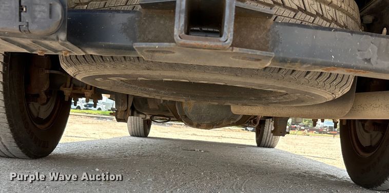 image for item EU0034 2014 Ford F250 Super Duty animal control pickup truck