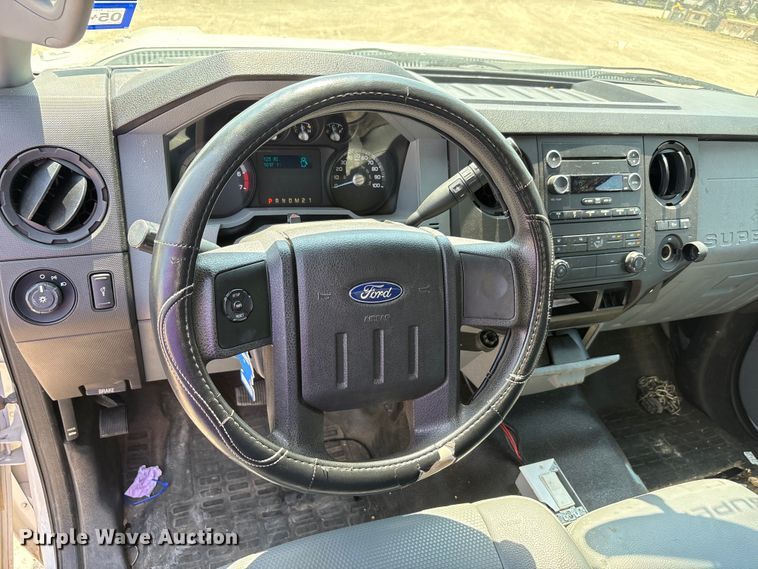 image for item EU0034 2014 Ford F250 Super Duty animal control pickup truck