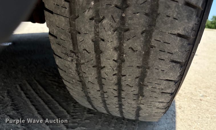 image for item EU0034 2014 Ford F250 Super Duty animal control pickup truck