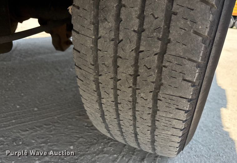 image for item EU0034 2014 Ford F250 Super Duty animal control pickup truck