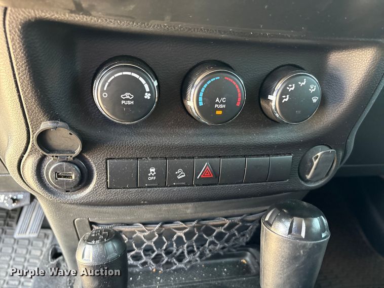 image for item EU0039 2017 Jeep Wrangler SUV