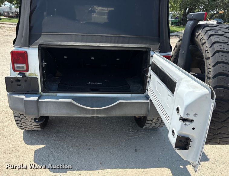 image for item EU0039 2017 Jeep Wrangler SUV