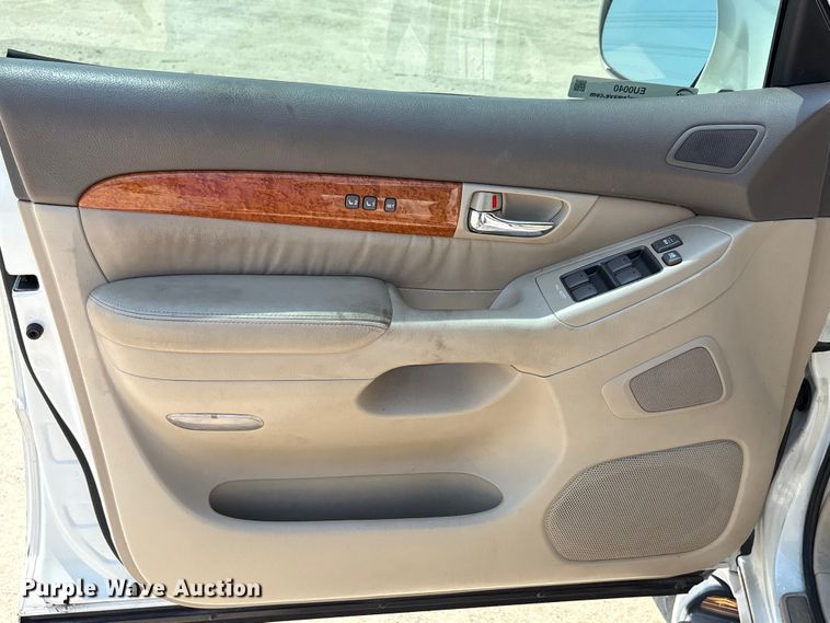 image for item EU0040 2006 Lexus GX 470 SUV