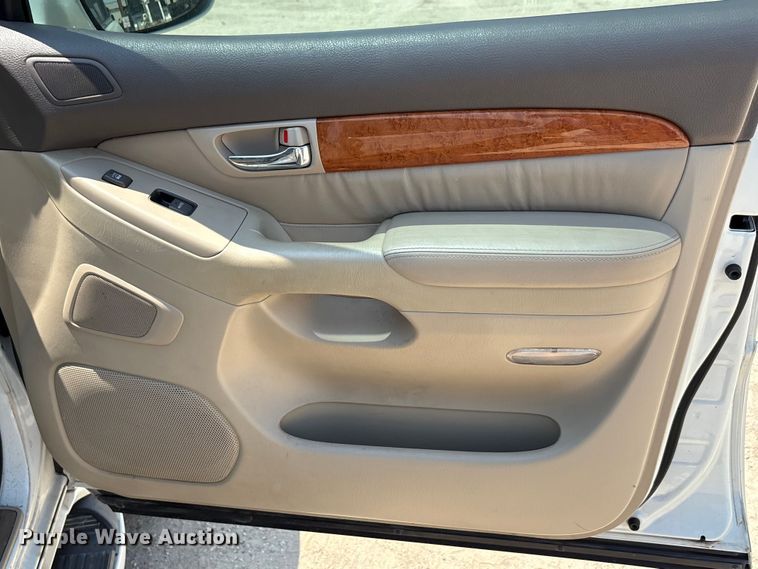 image for item EU0040 2006 Lexus GX 470 SUV