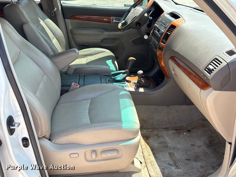 image for item EU0040 2006 Lexus GX 470 SUV