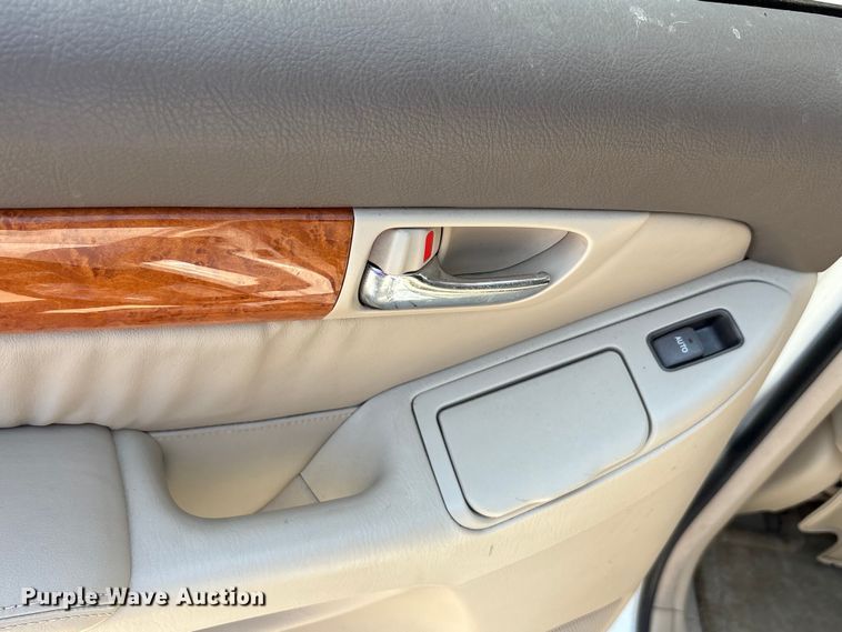 image for item EU0040 2006 Lexus GX 470 SUV