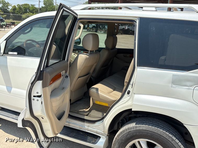 image for item EU0040 2006 Lexus GX 470 SUV