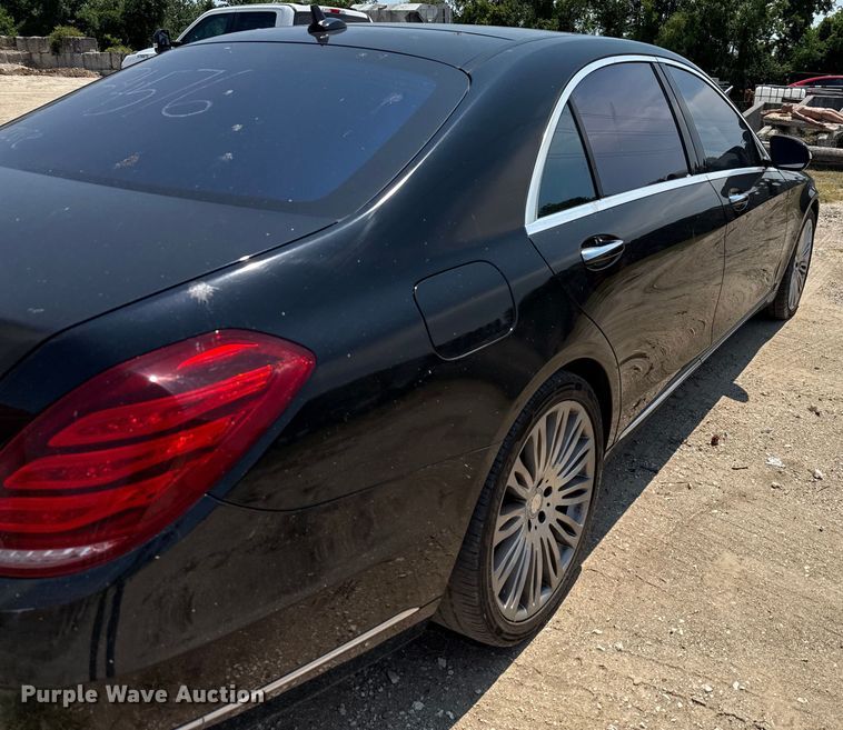 image for item EU0043 2015 Mercedes-Benz S550 