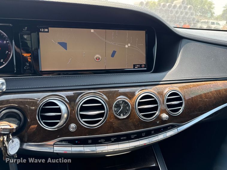 image for item EU0043 2015 Mercedes-Benz S550 