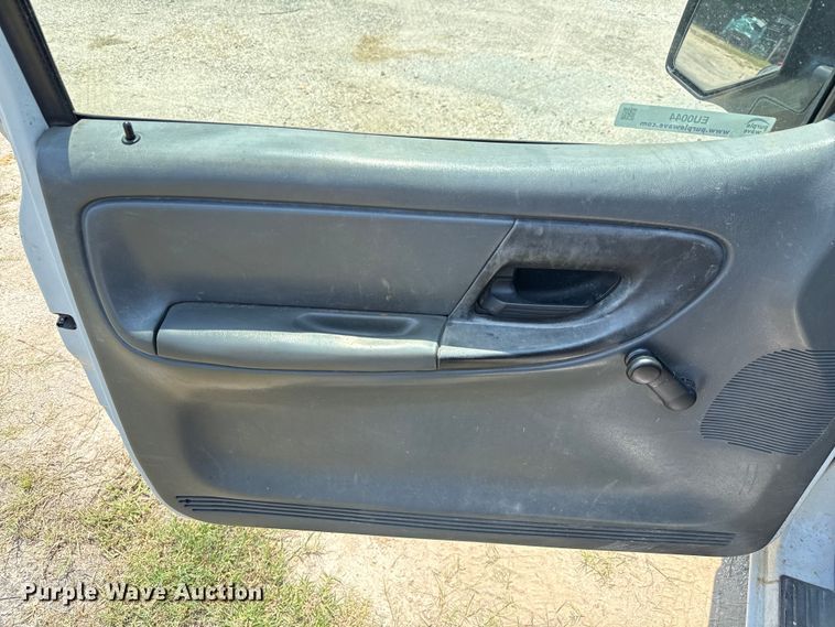 image for item EU0044 2008 Ford Ranger SuperCab pickup truck