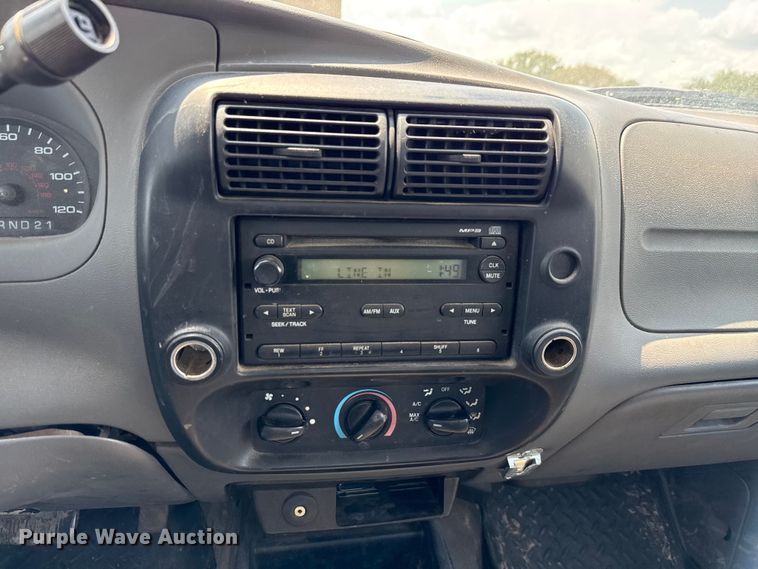 image for item EU0044 2008 Ford Ranger SuperCab pickup truck