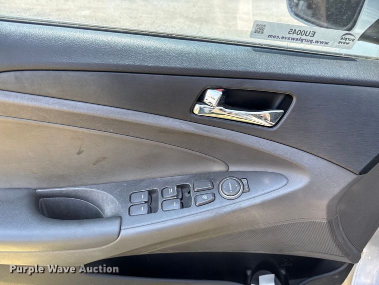 image for item EU0045 2012 Hyundai Sonata 