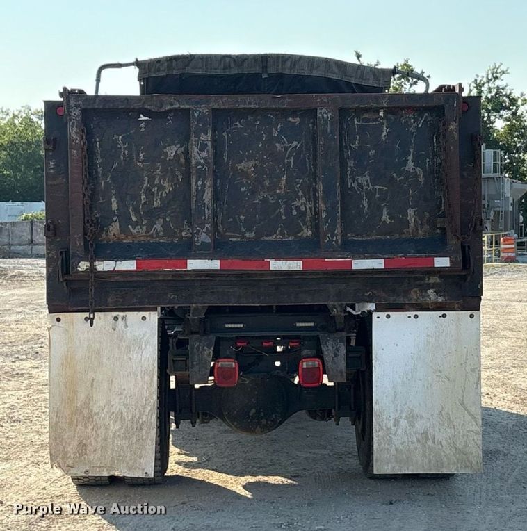image for item EU0047 2009 Ford F750 dump truck