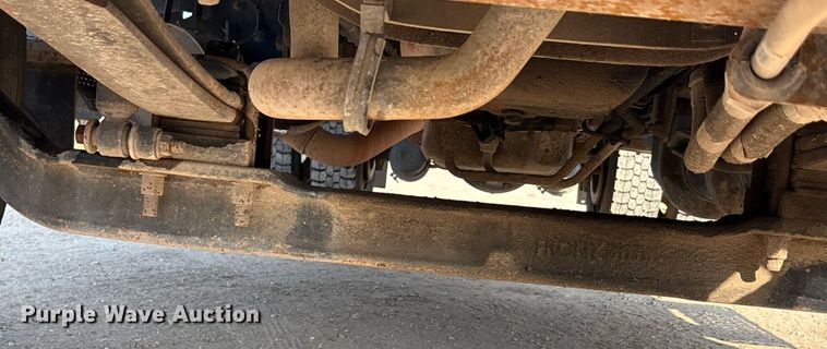 image for item EU0047 2009 Ford F750 dump truck