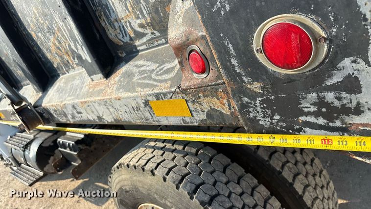 image for item EU0047 2009 Ford F750 dump truck