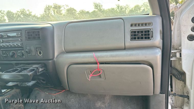 image for item EU0047 2009 Ford F750 dump truck