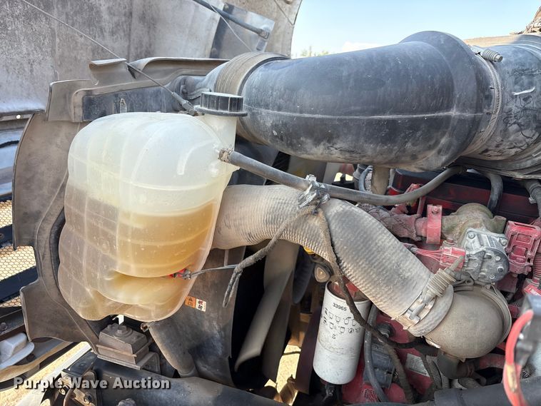 image for item EU0047 2009 Ford F750 dump truck