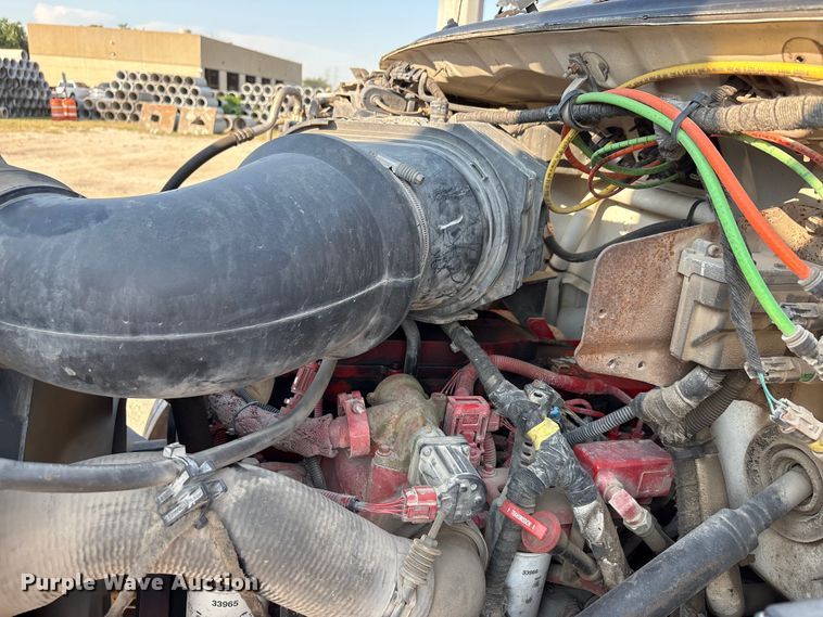 image for item EU0047 2009 Ford F750 dump truck