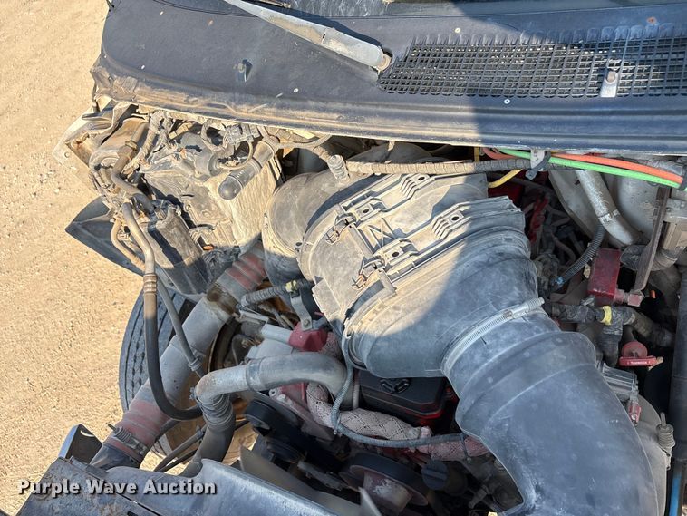 image for item EU0047 2009 Ford F750 dump truck