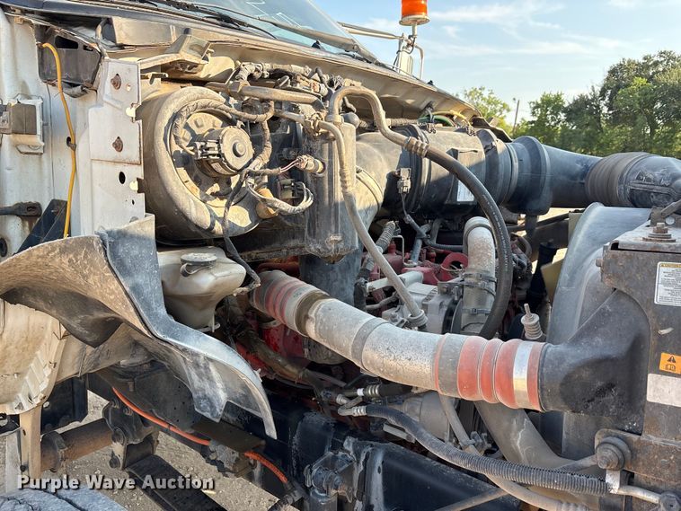 image for item EU0047 2009 Ford F750 dump truck