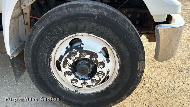 image for item EU0047 2009 Ford F750 dump truck