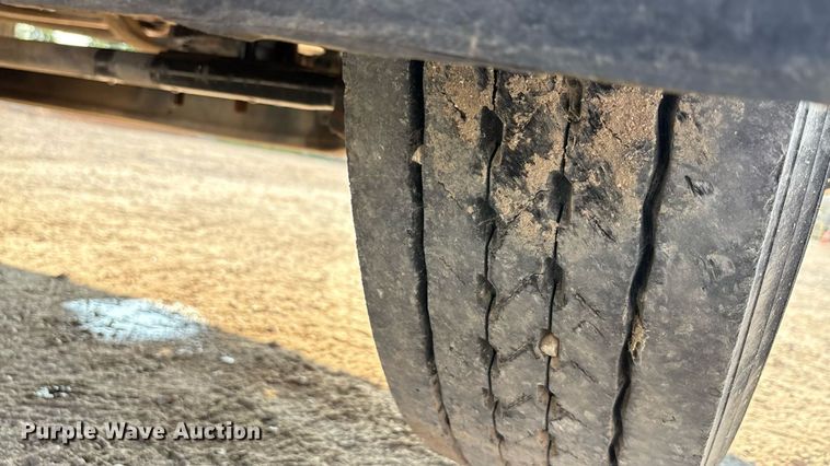 image for item EU0047 2009 Ford F750 dump truck