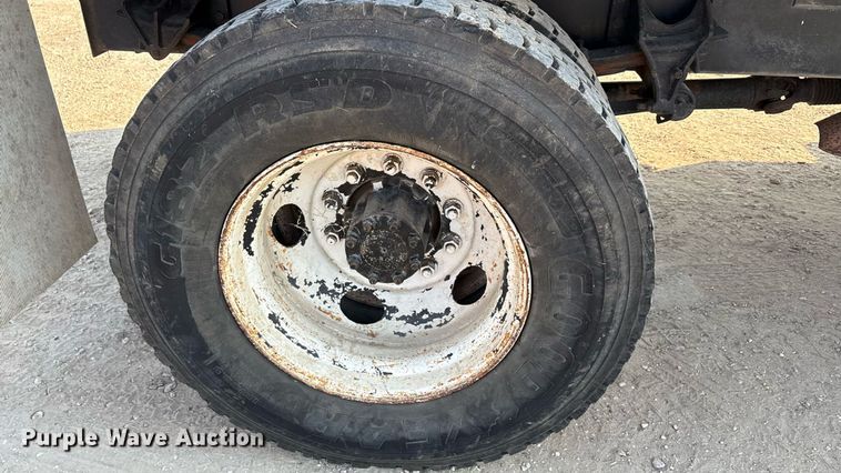 image for item EU0047 2009 Ford F750 dump truck