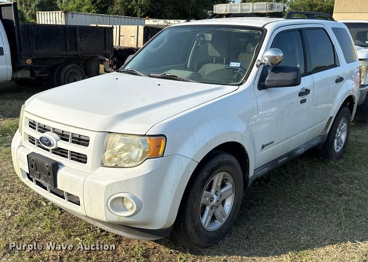 image for item EU0052 2010 Ford Escape Hybrid SUV