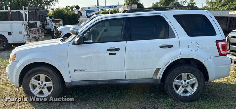 image for item EU0052 2010 Ford Escape Hybrid SUV