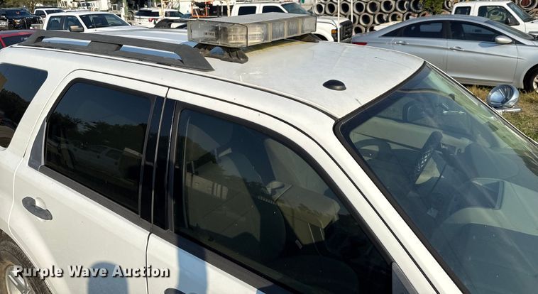 image for item EU0052 2010 Ford Escape Hybrid SUV