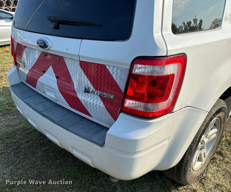 image for item EU0052 2010 Ford Escape Hybrid SUV