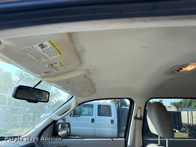 image for item EU0052 2010 Ford Escape Hybrid SUV