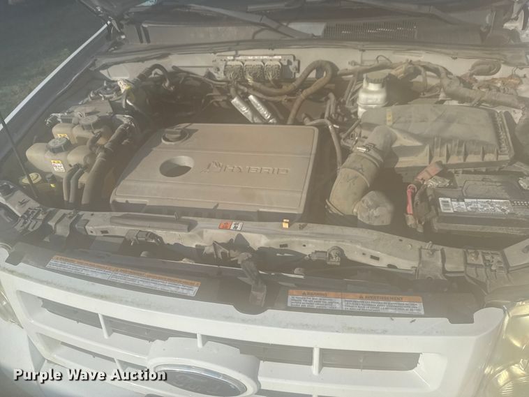 image for item EU0052 2010 Ford Escape Hybrid SUV