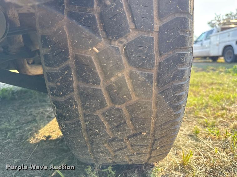 image for item EU0052 2010 Ford Escape Hybrid SUV